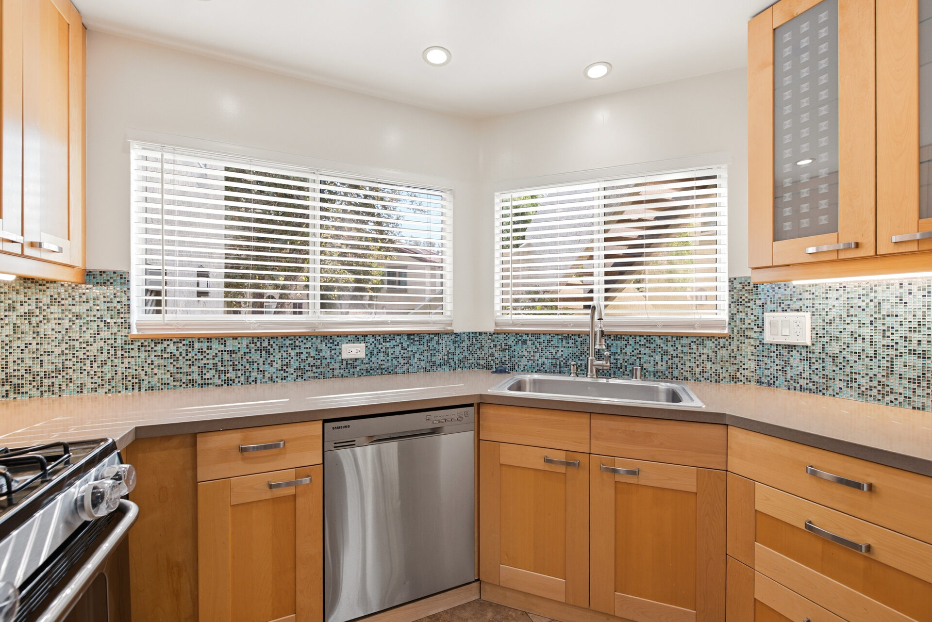 Kitchen · room to move